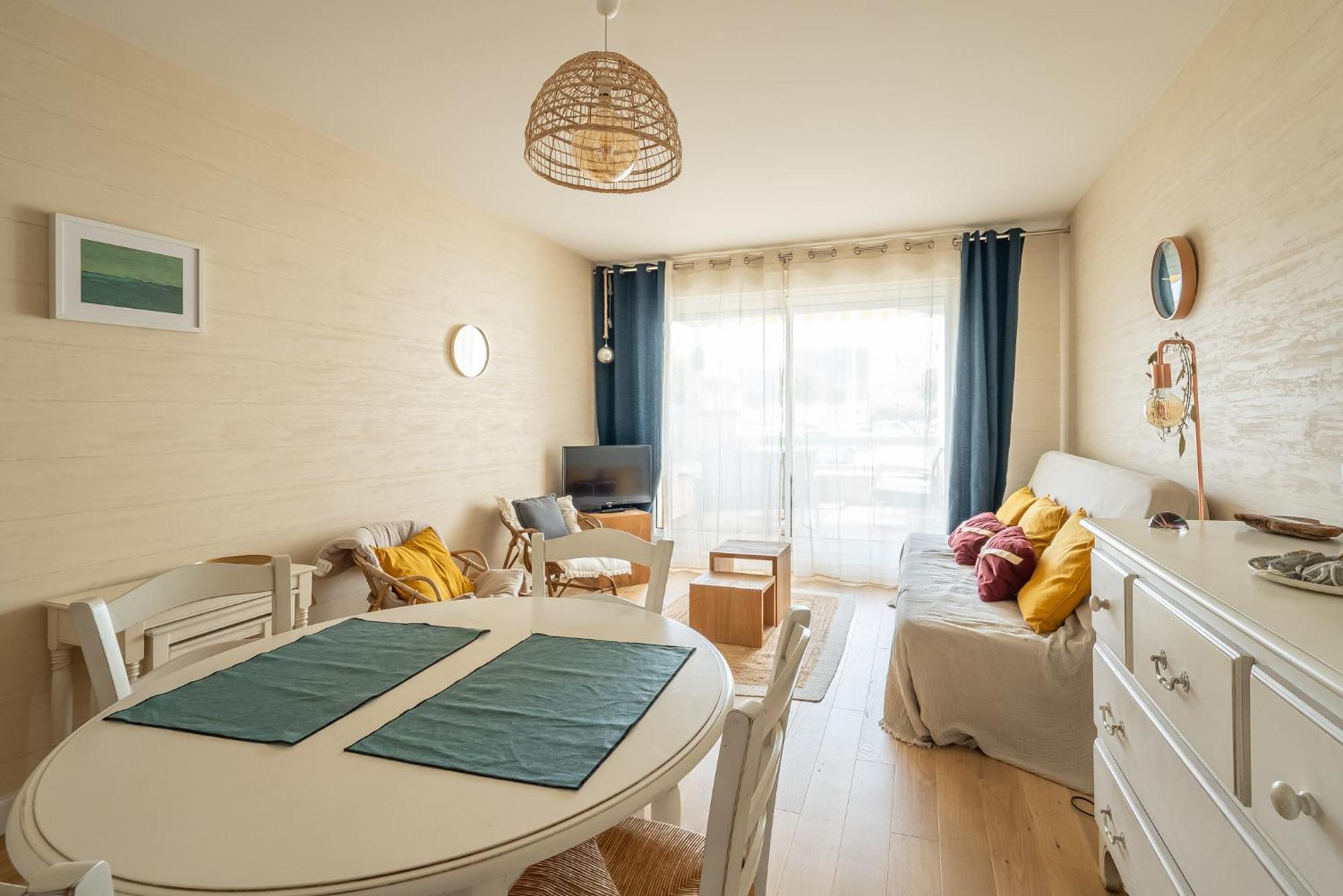 Agreable Appartement Et Terrasse A 2 Pas De La Mer Wimereux Bagian luar foto